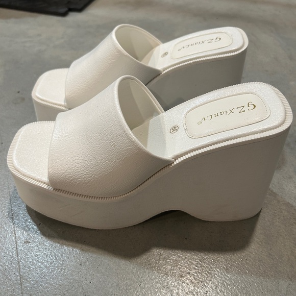 Shoes - Gz Xian Lu Platform Sandals